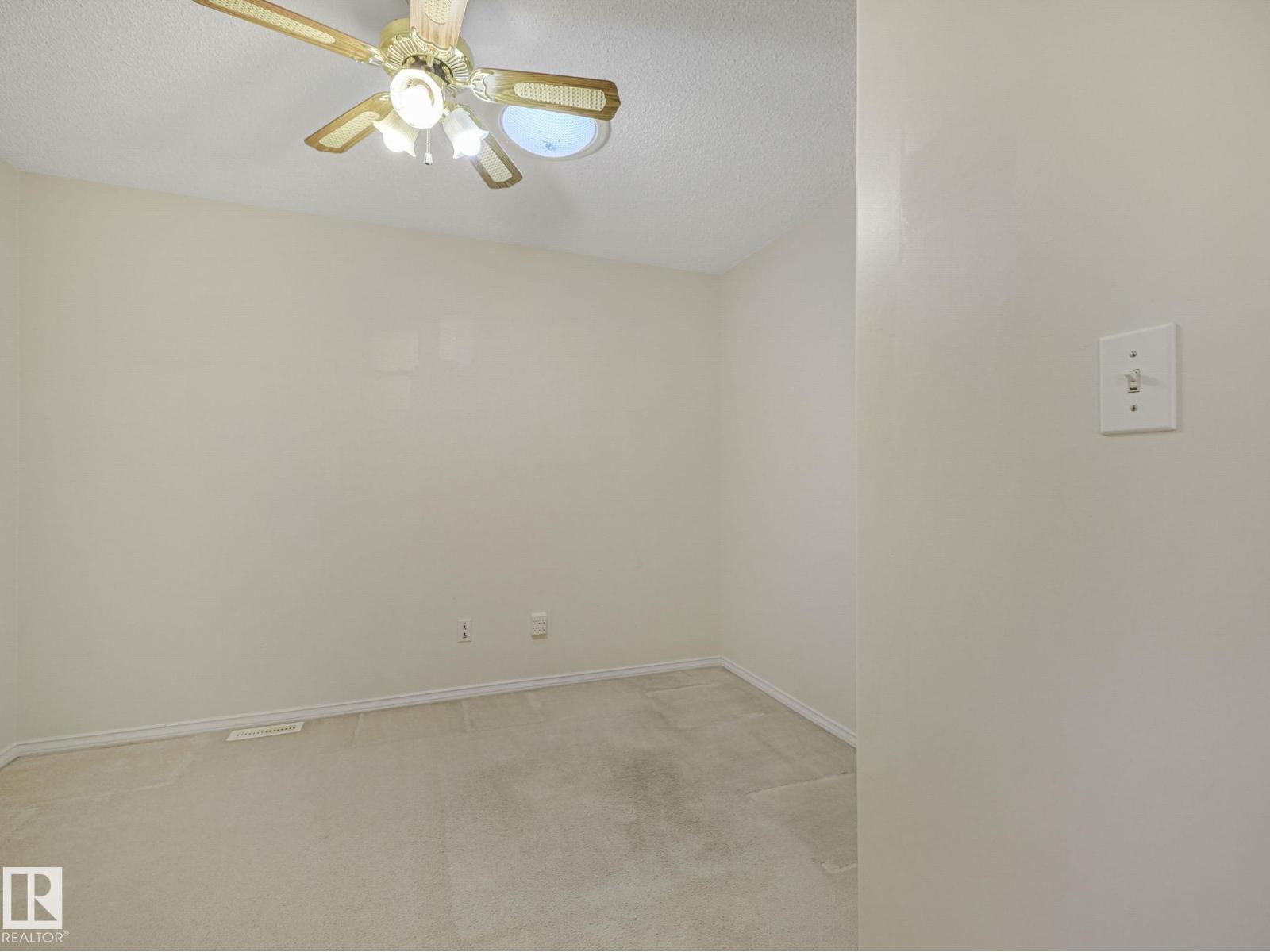 #23 9731 174 ST NW, Edmonton