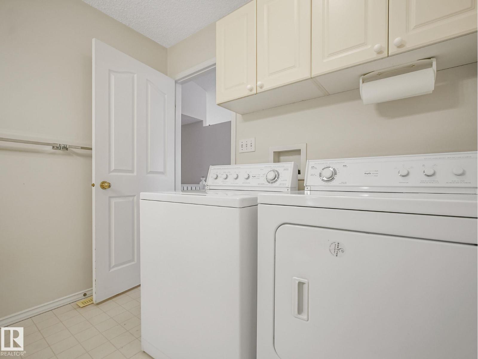 #23 9731 174 ST NW, Edmonton