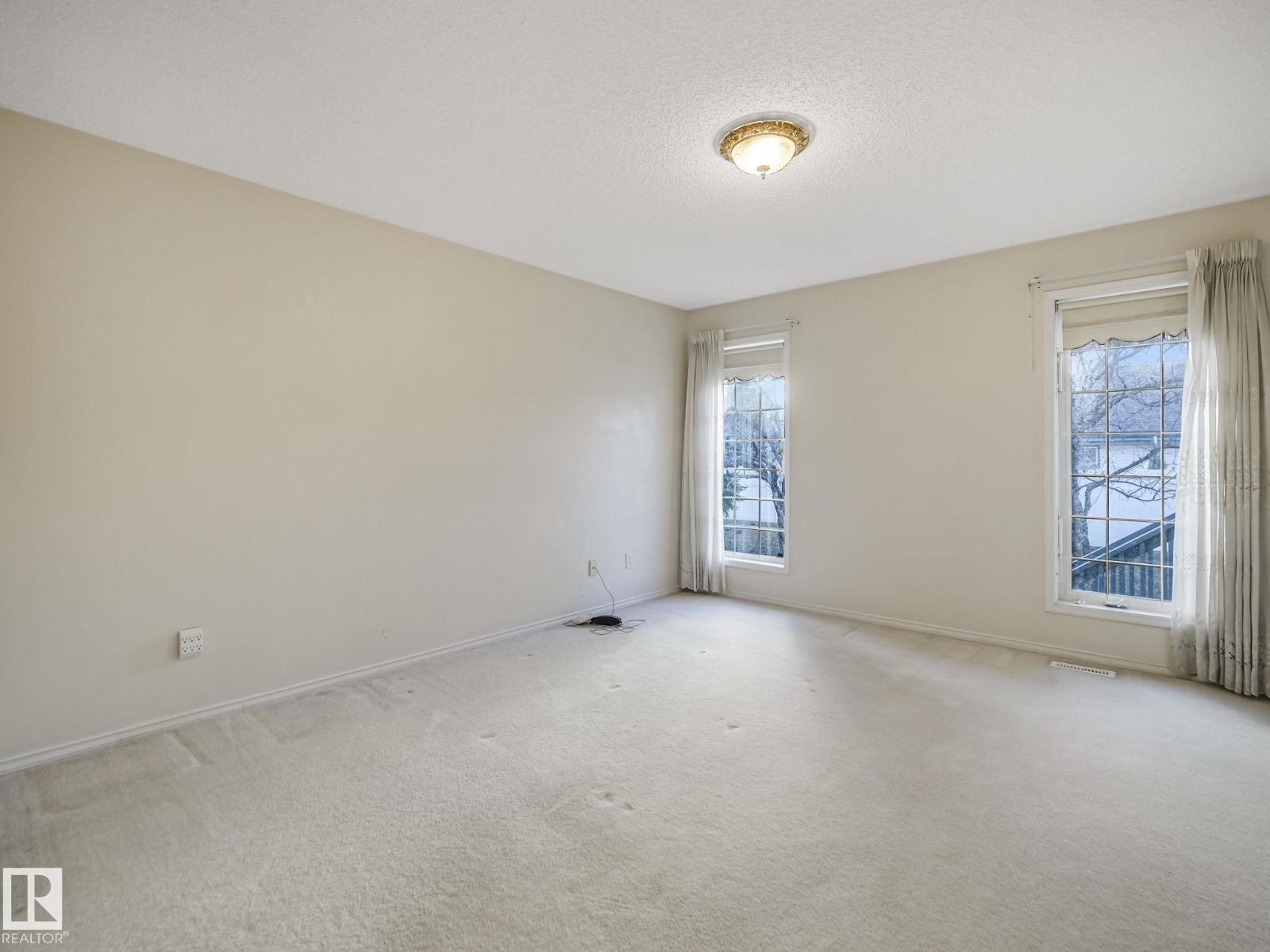 #23 9731 174 ST NW, Edmonton