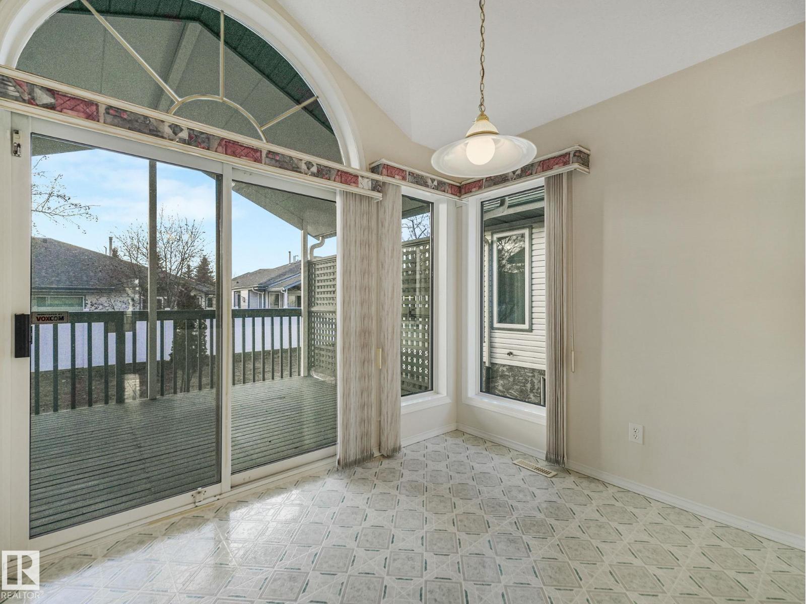 #23 9731 174 ST NW, Edmonton