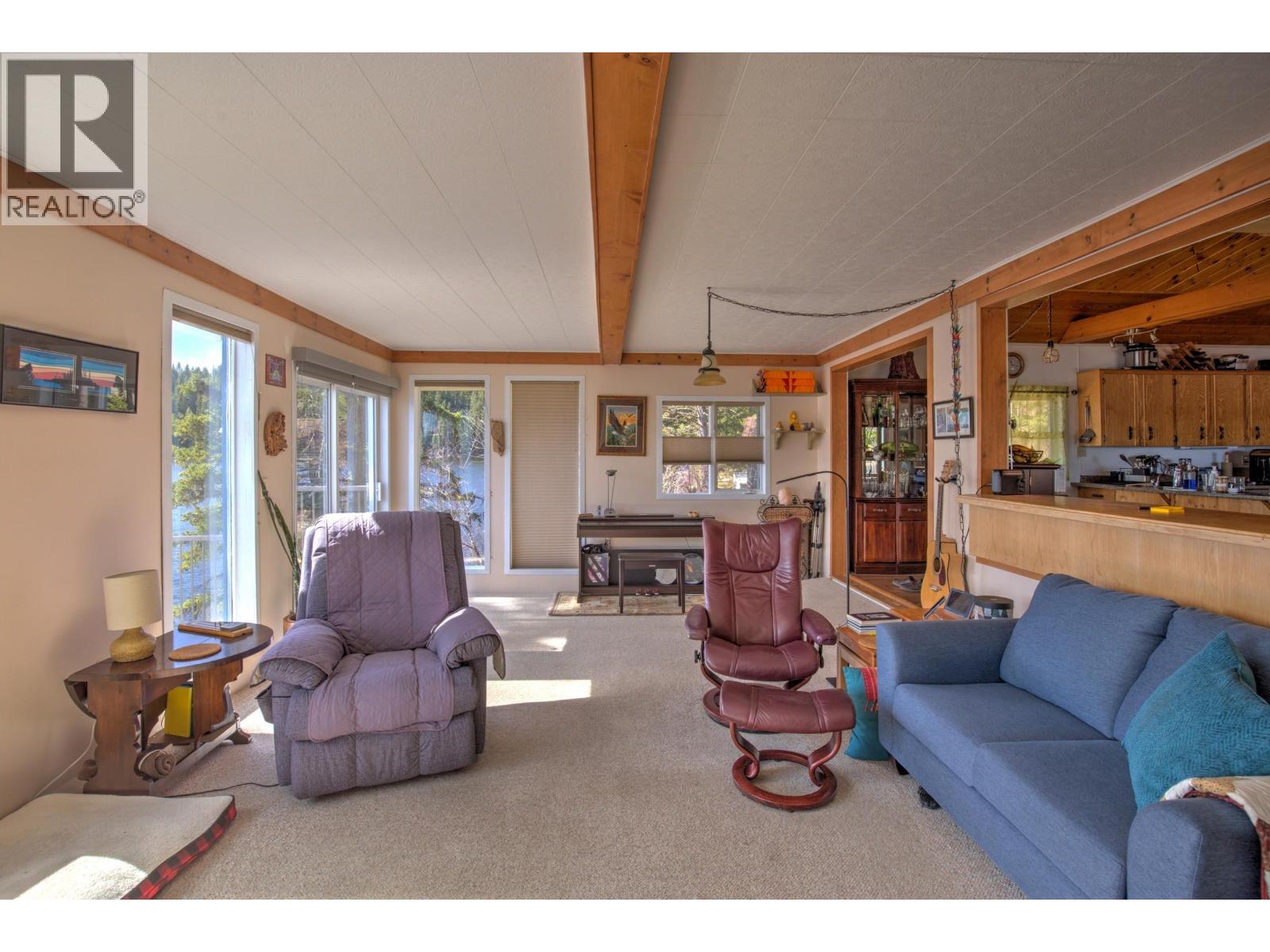 2405 STARLIKE LAKE ROAD - 6