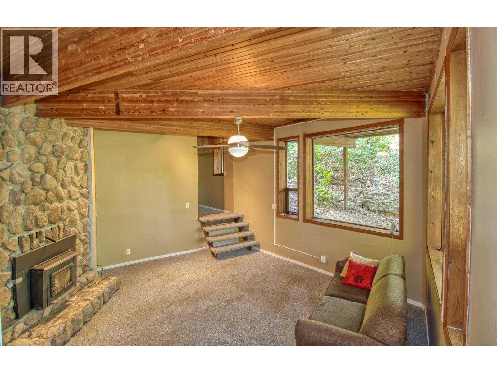  405 Kildare Way, Vernon