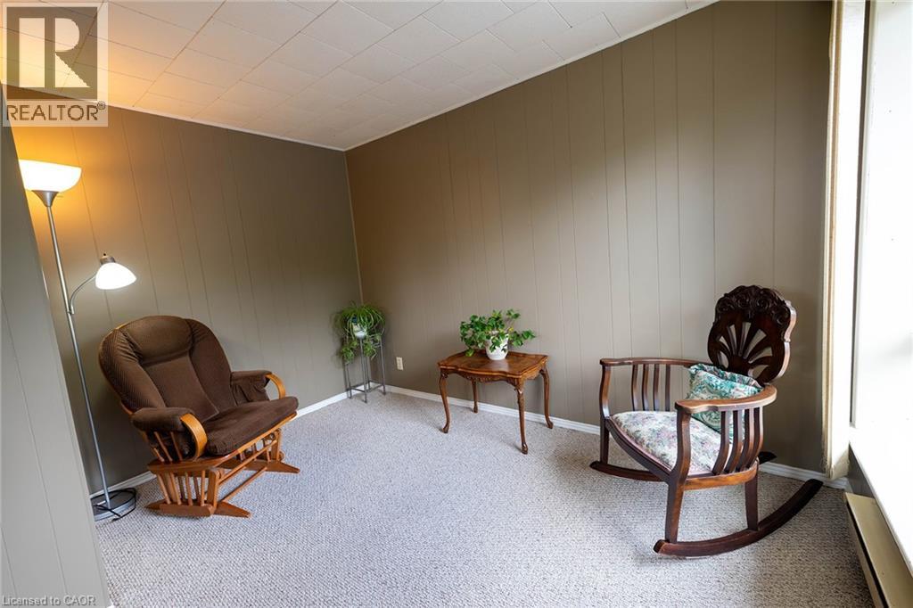 7186 MIDDLEBROOK Road — photo 31