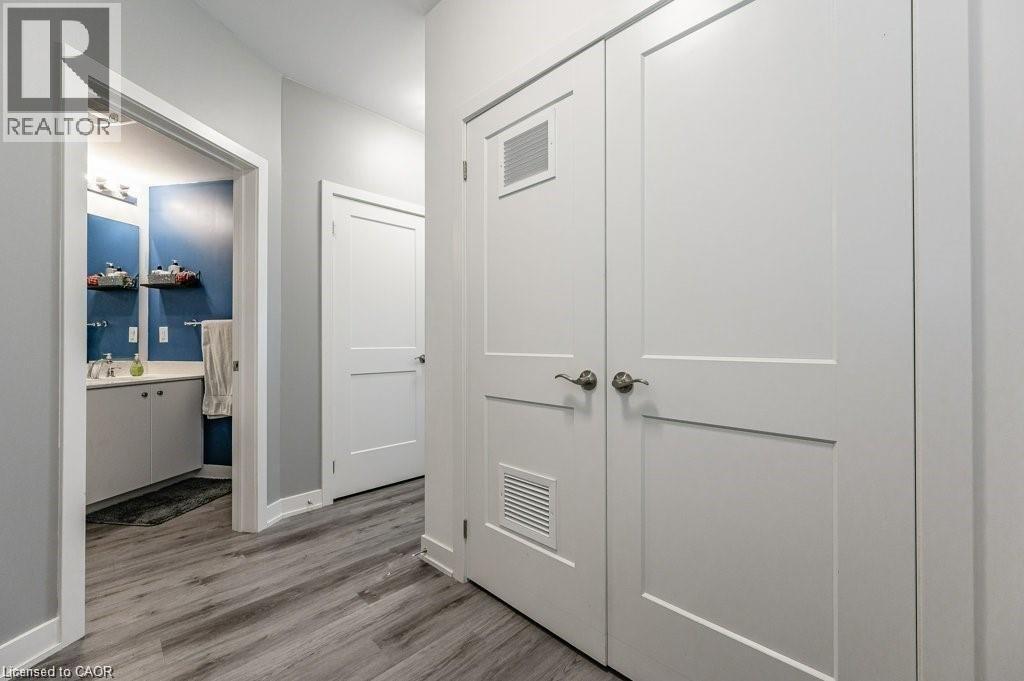 110 FERGUS Avenue Unit 209, Kitchener, Ontario N2A0K9 - Photo 5