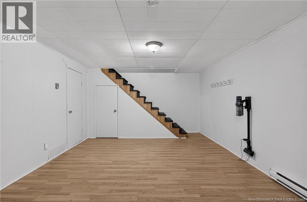 37 Teakwood Way - 35