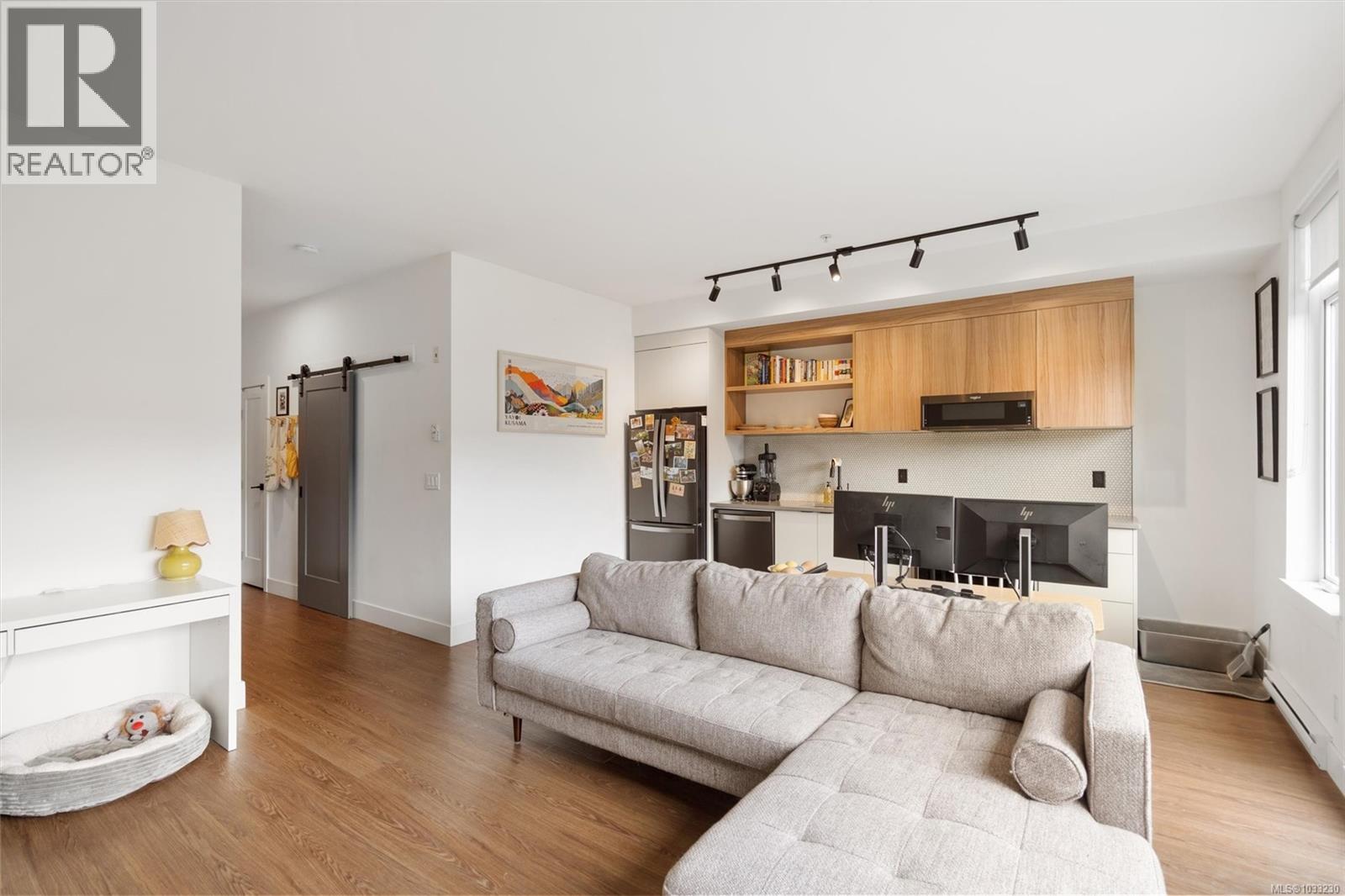 #220 515 Chatham St - 11