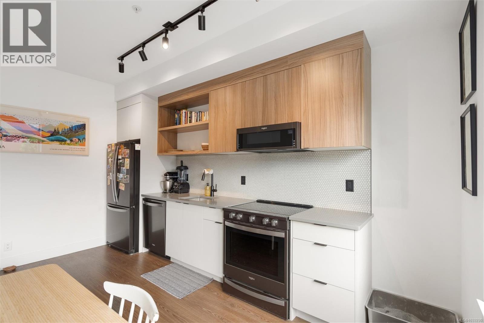 #220 515 Chatham St - 12