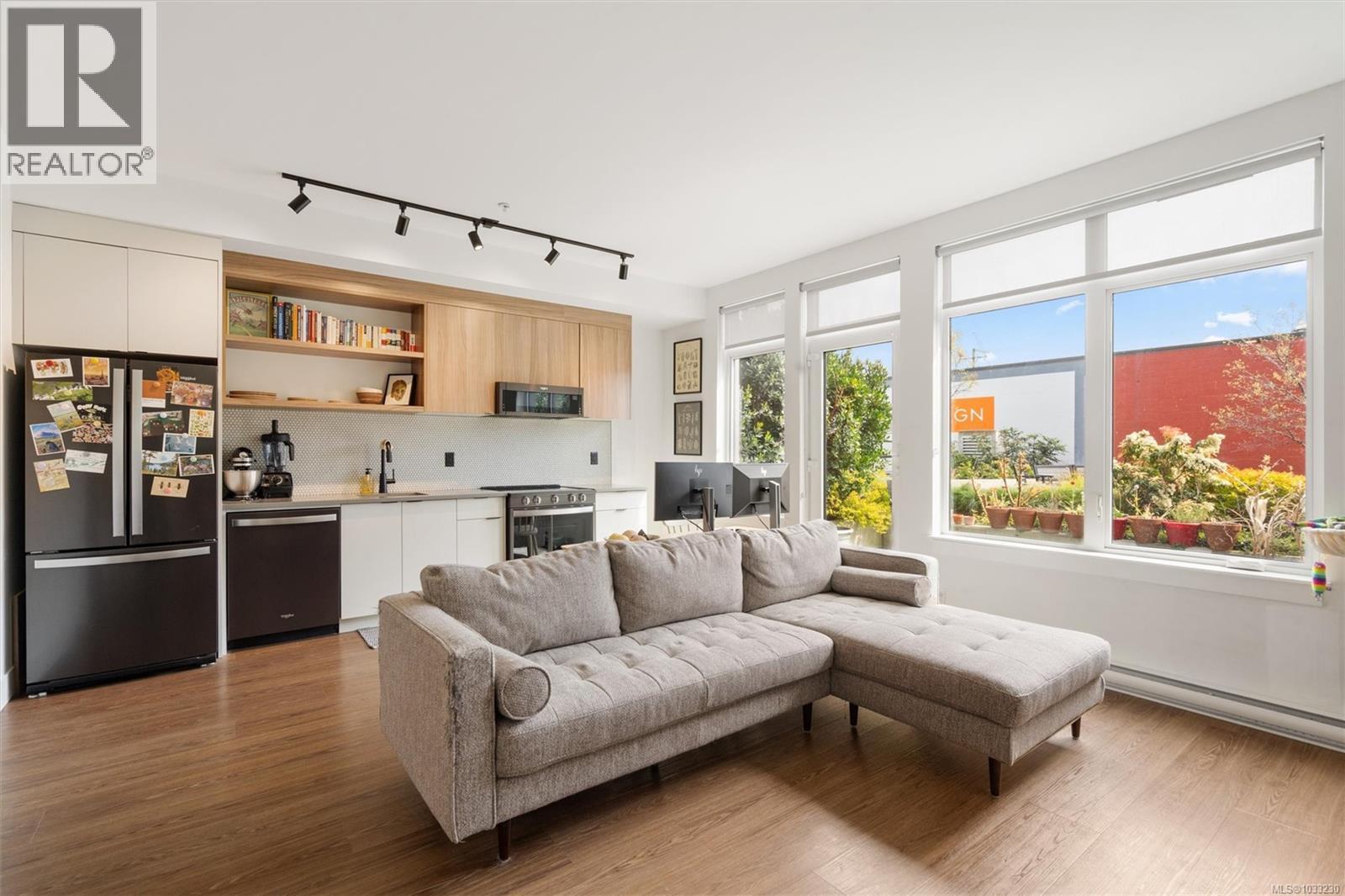 #220 515 Chatham St - 14