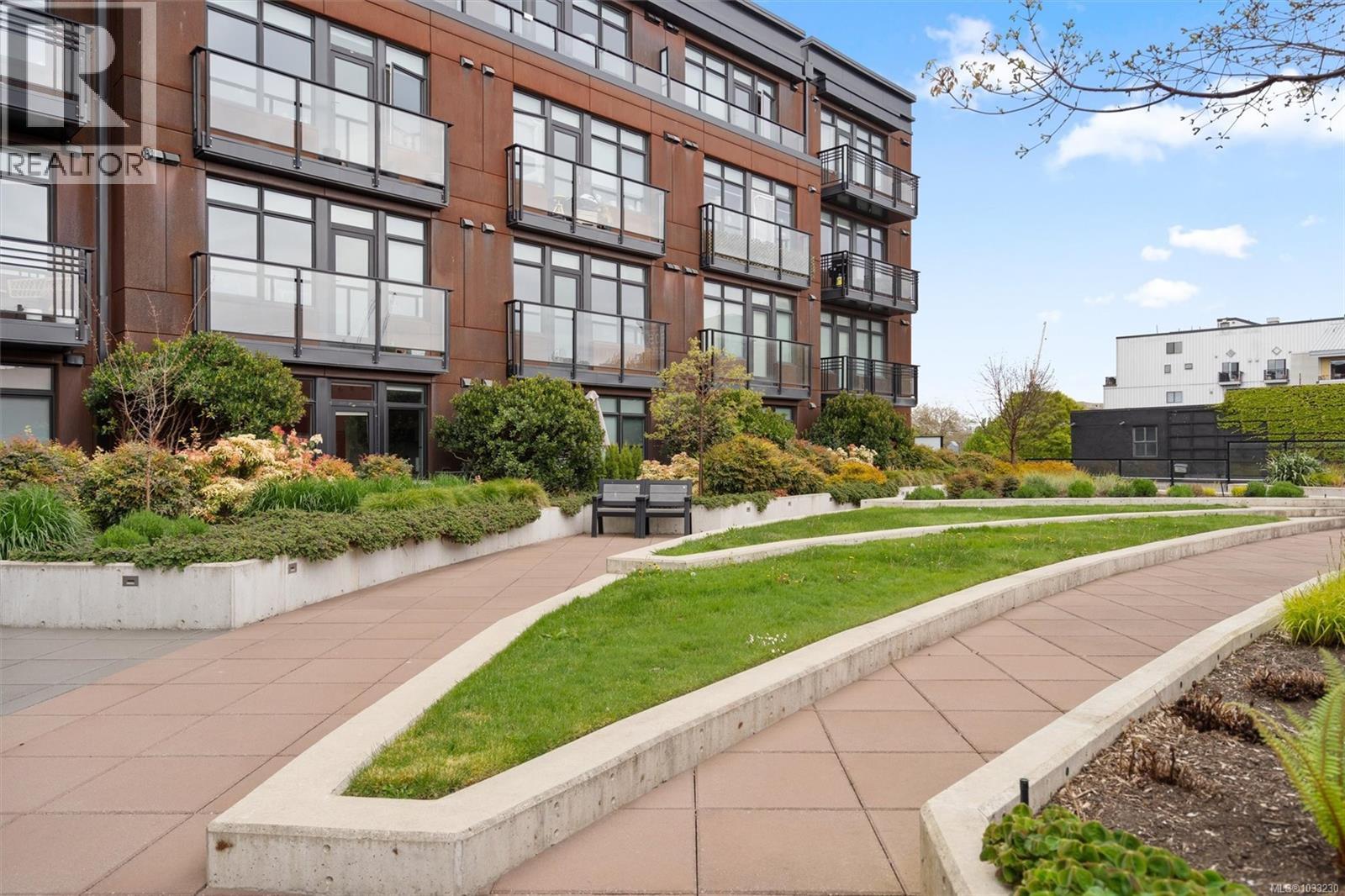 #220 515 Chatham St - 21