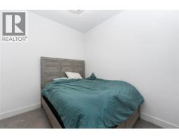 4 991 Mckenzie Ave, Saanich, BC V8X3G8 Photo 18