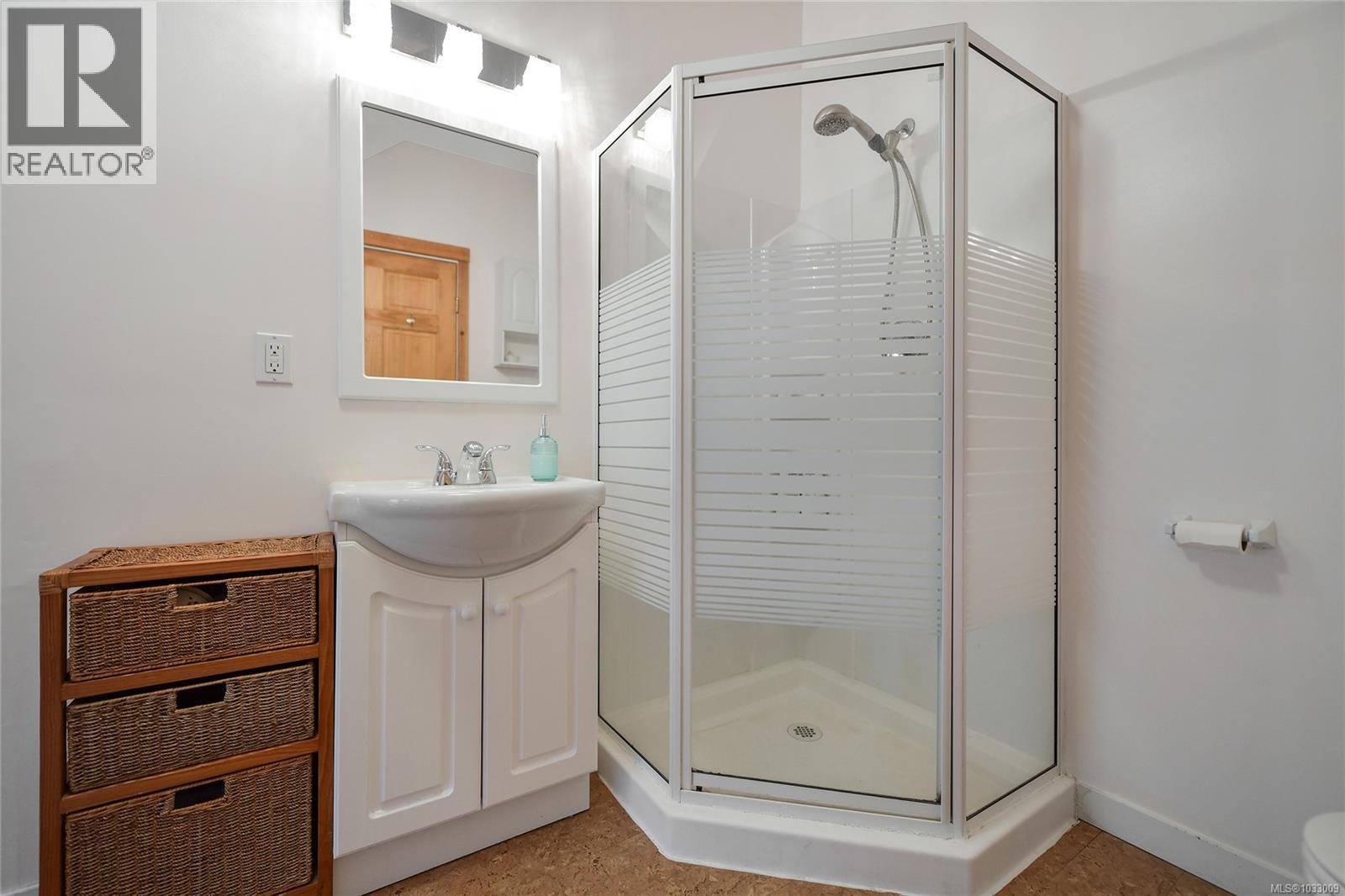  4836 Spring Road, Saanich