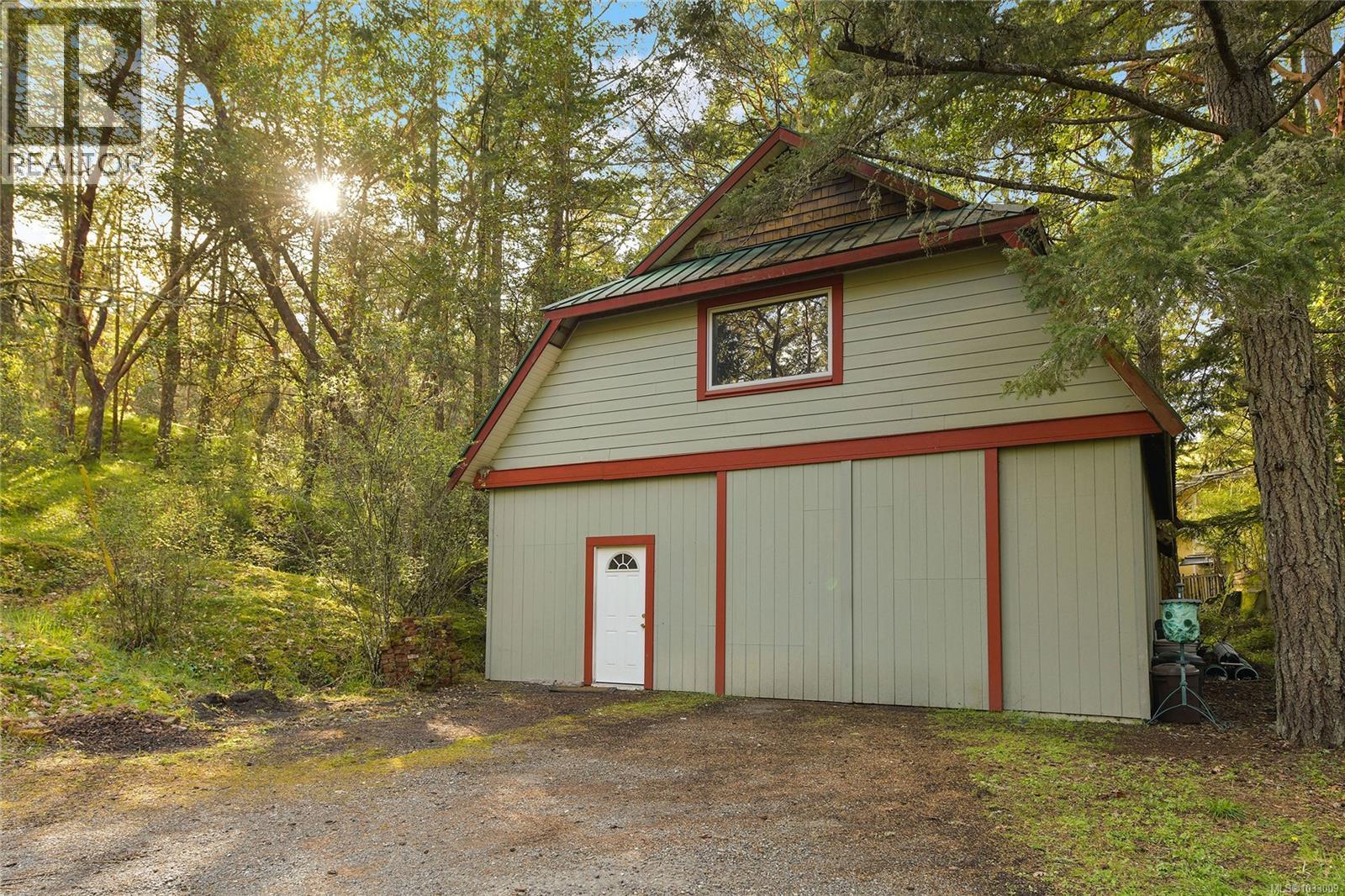  4836 Spring Road, Saanich