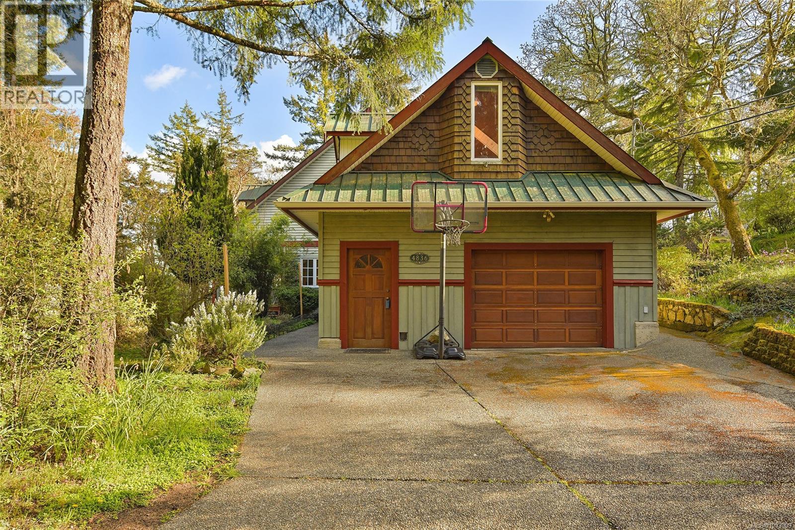  4836 Spring Road, Saanich