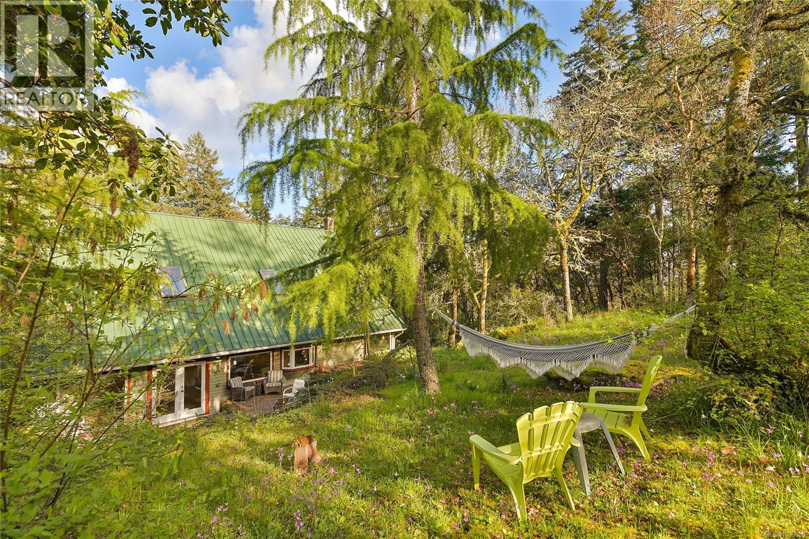  4836 Spring Road, Saanich