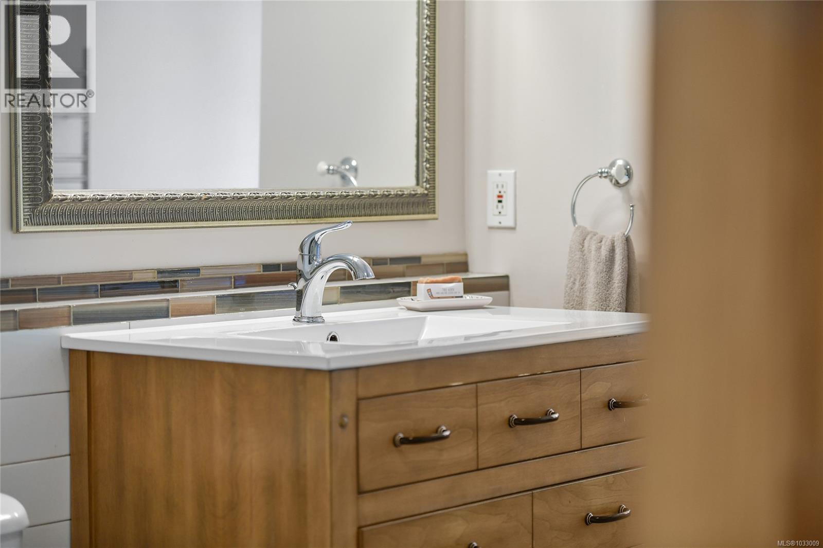  4836 Spring Road, Saanich