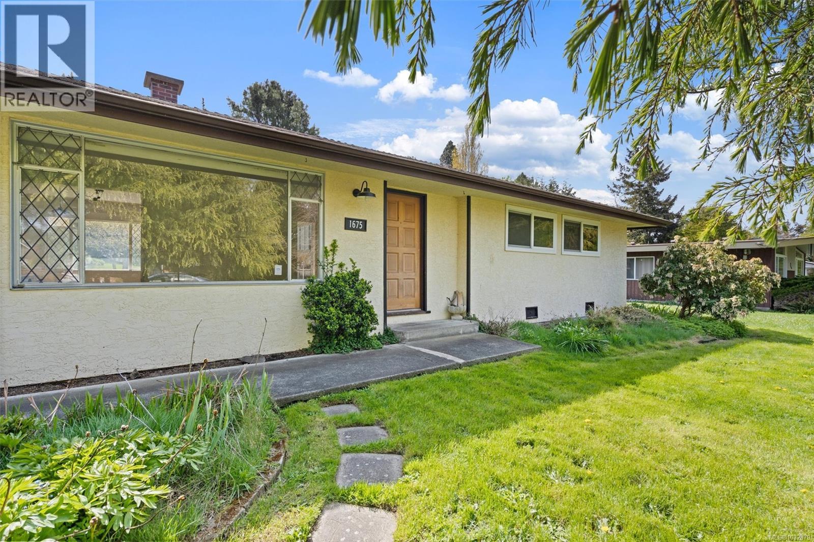  1675 Earle Street, Victoria