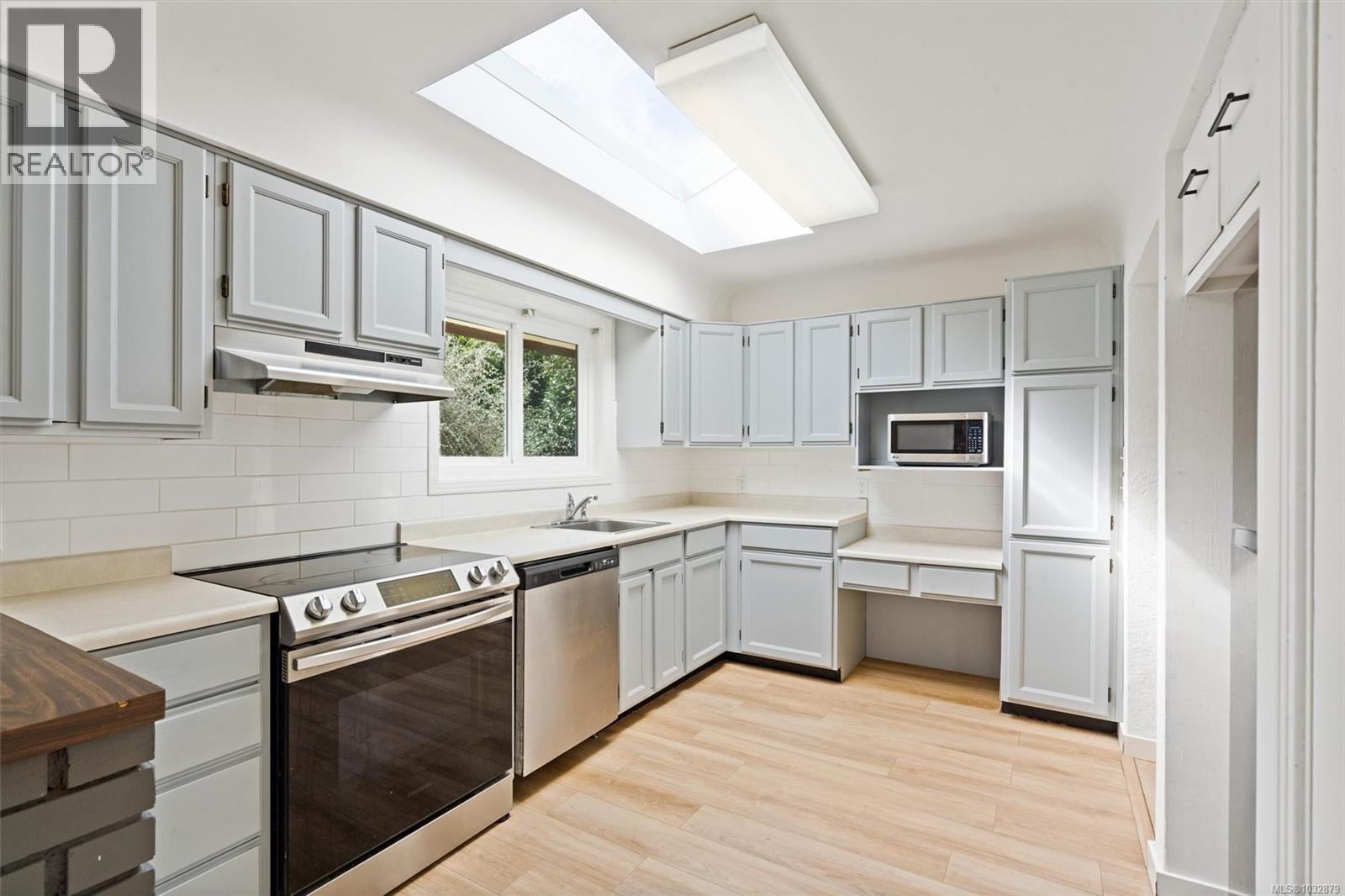  1675 Earle Street, Victoria