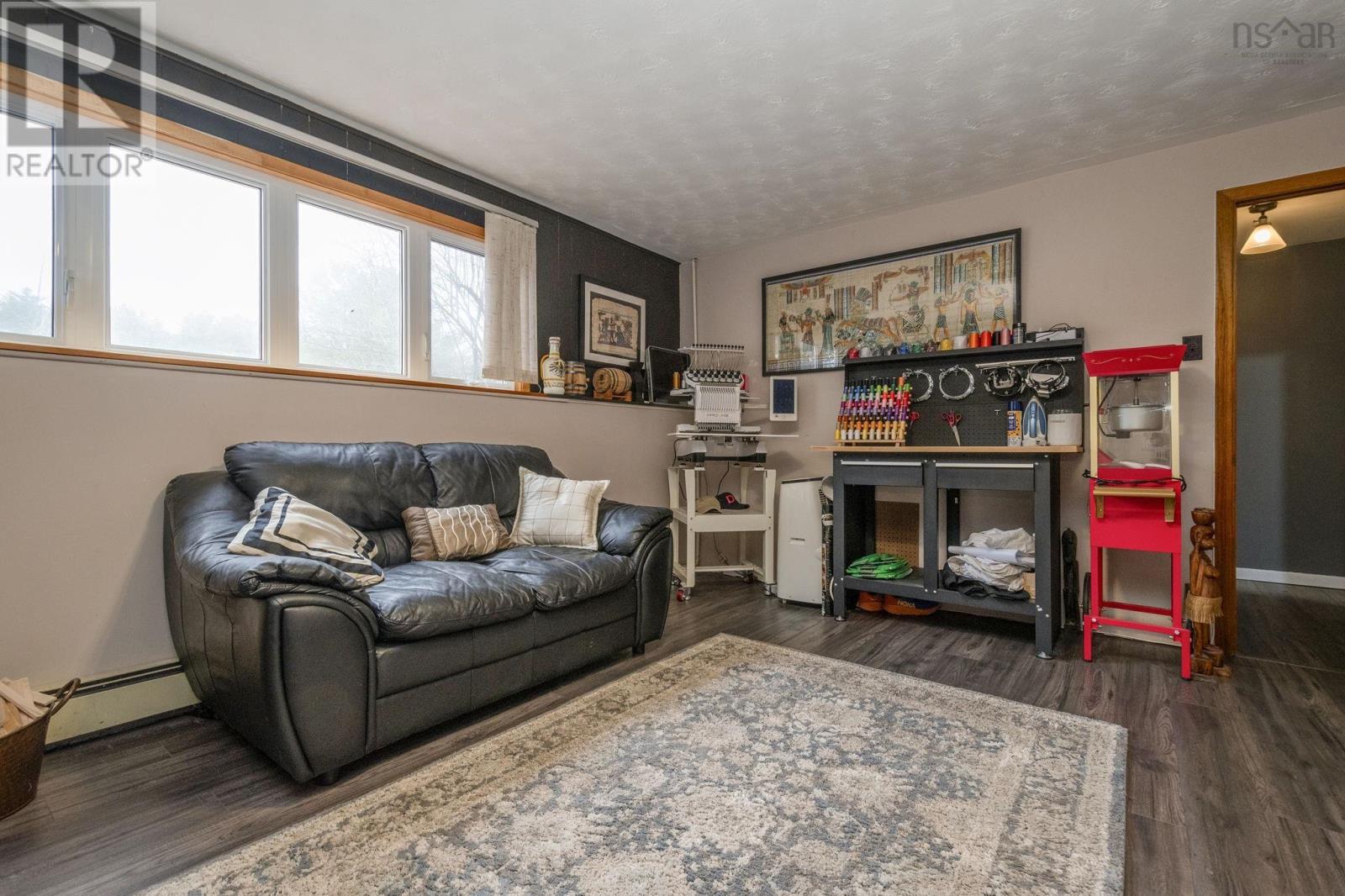 Property 31 of 49 of 61 Aldred Road