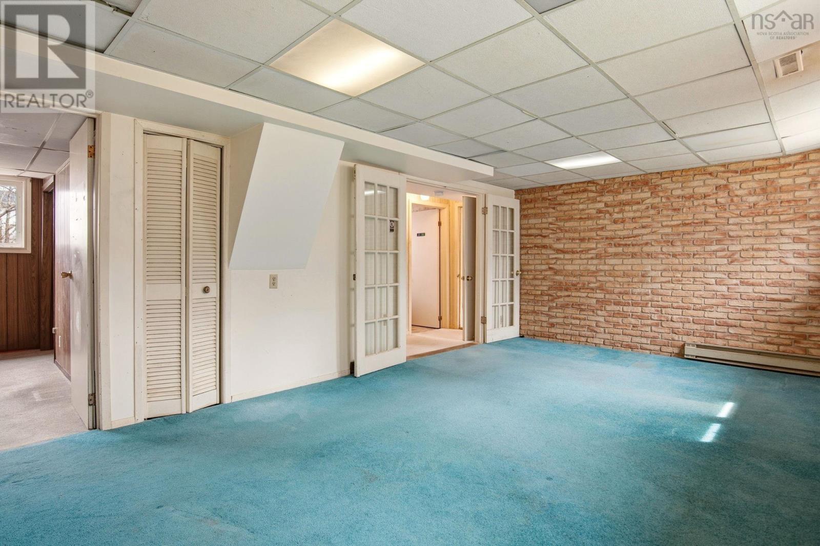 Property 23 of 33 of 27 Attwood Crescent