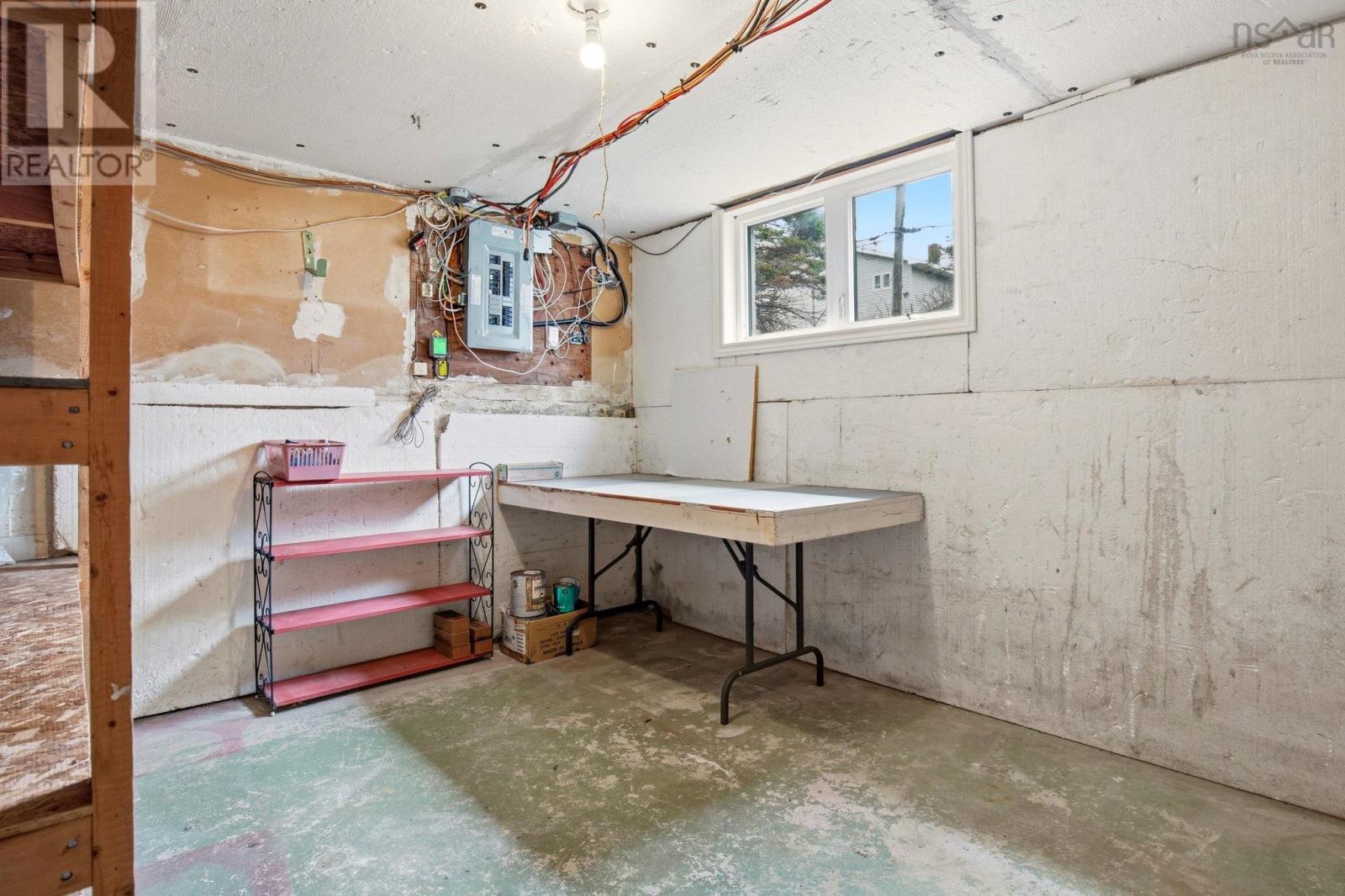 Property 28 of 33 of 27 Attwood Crescent