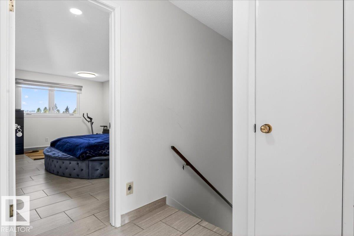 15815 124 ST NW - 26