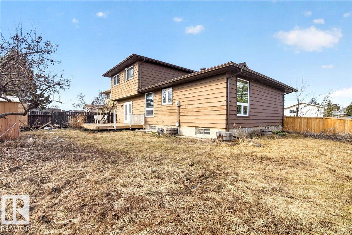 15815 124 ST NW - 54