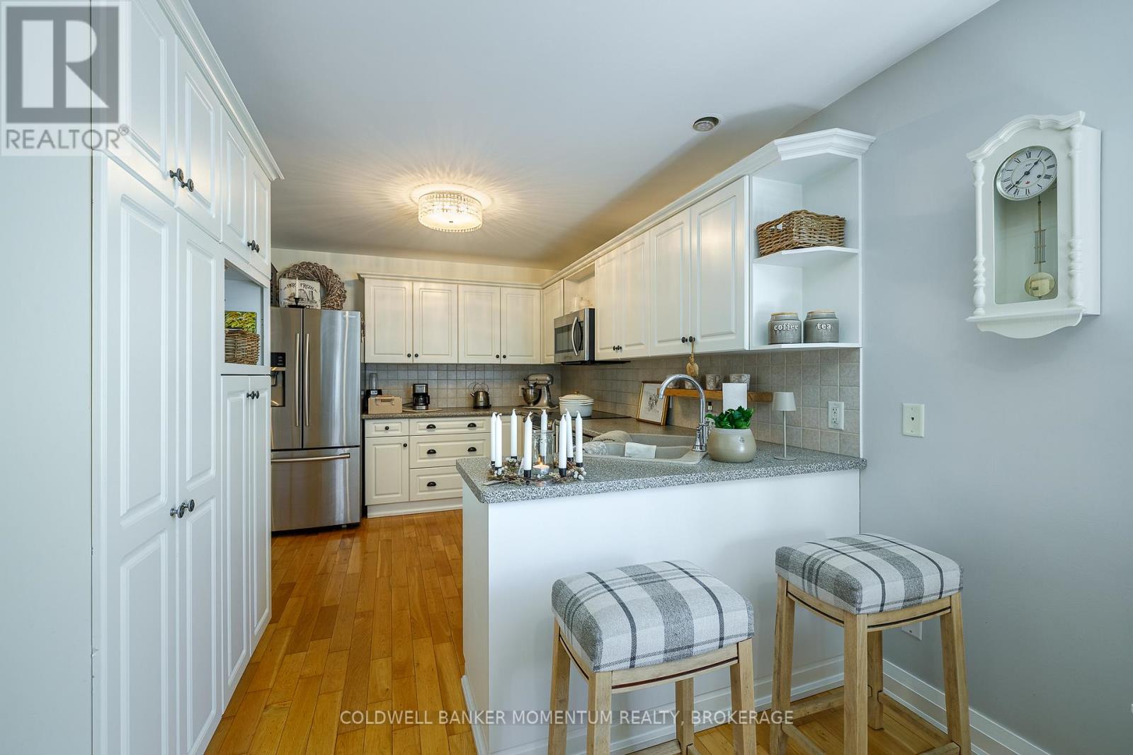 32 ANNMARIE DRIVE - 12