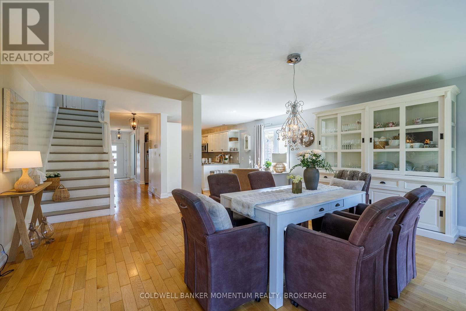 32 ANNMARIE DRIVE - 19