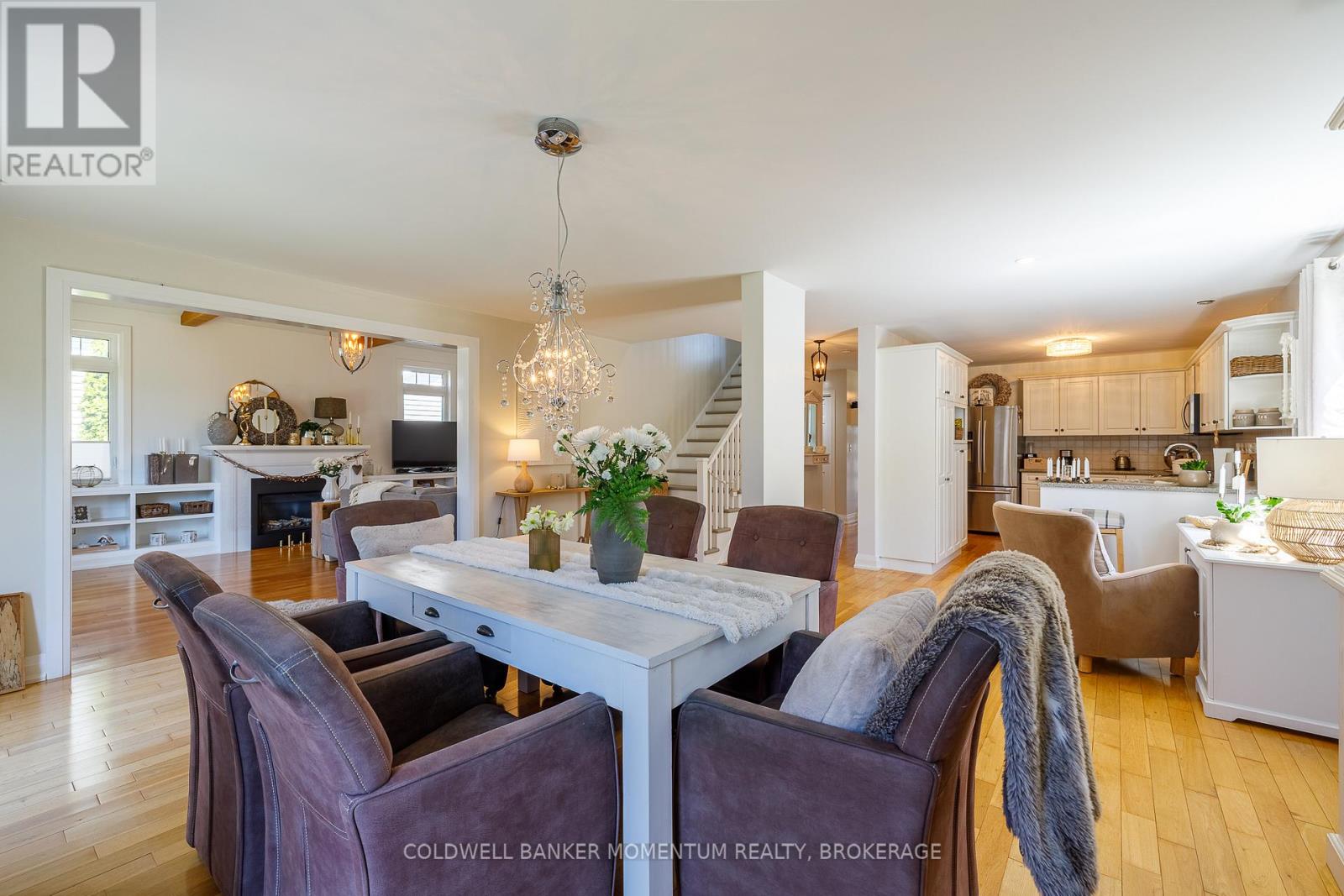 32 ANNMARIE DRIVE - 20