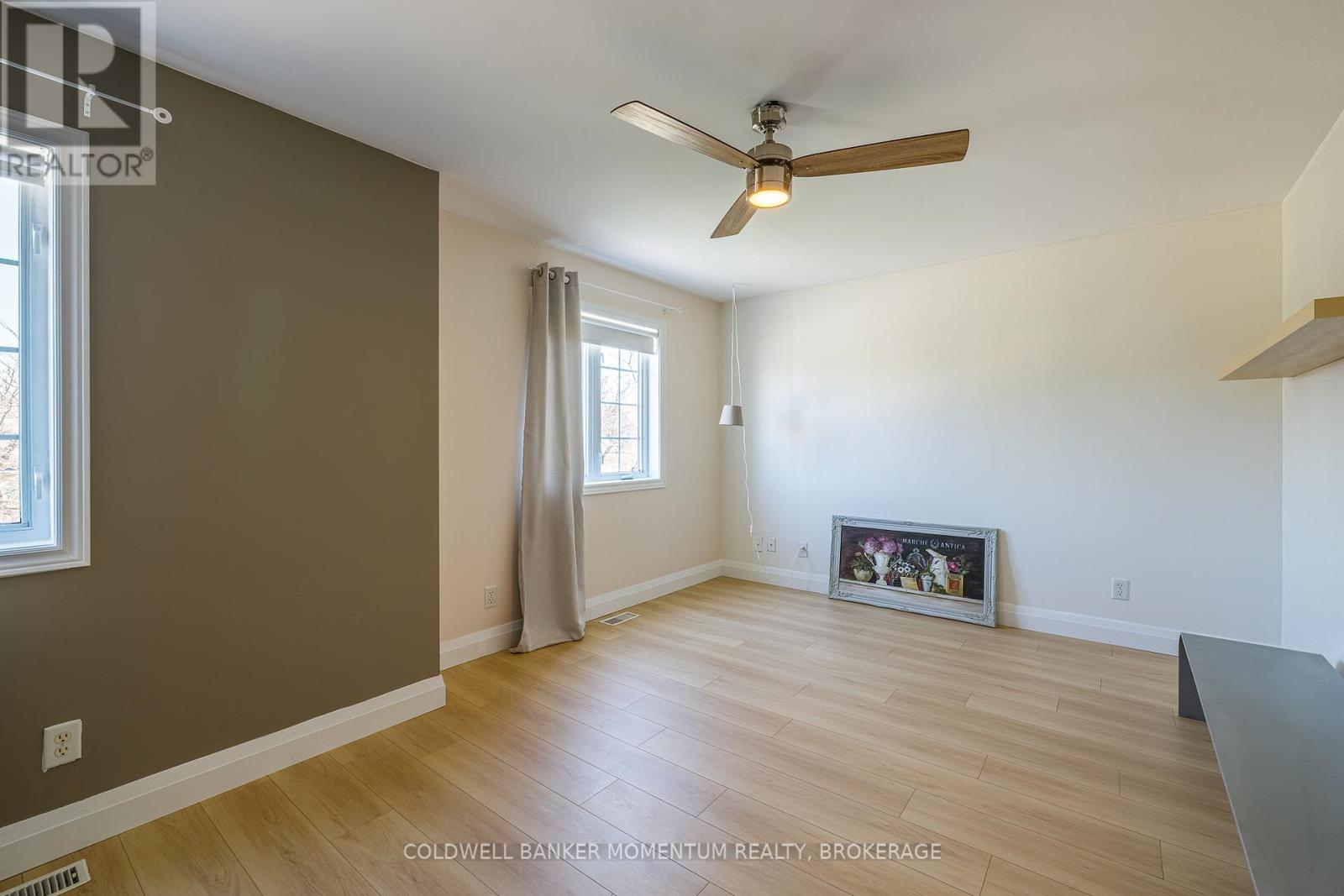 32 ANNMARIE DRIVE — photo 26