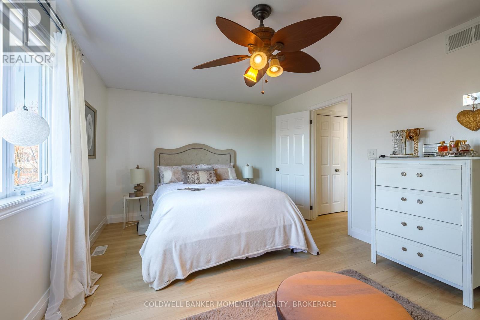 32 ANNMARIE DRIVE - 30