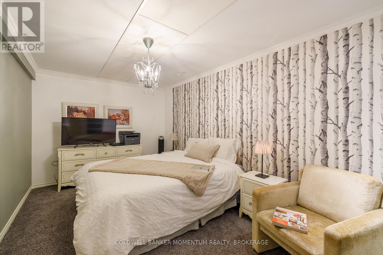 32 ANNMARIE DRIVE — photo 37
