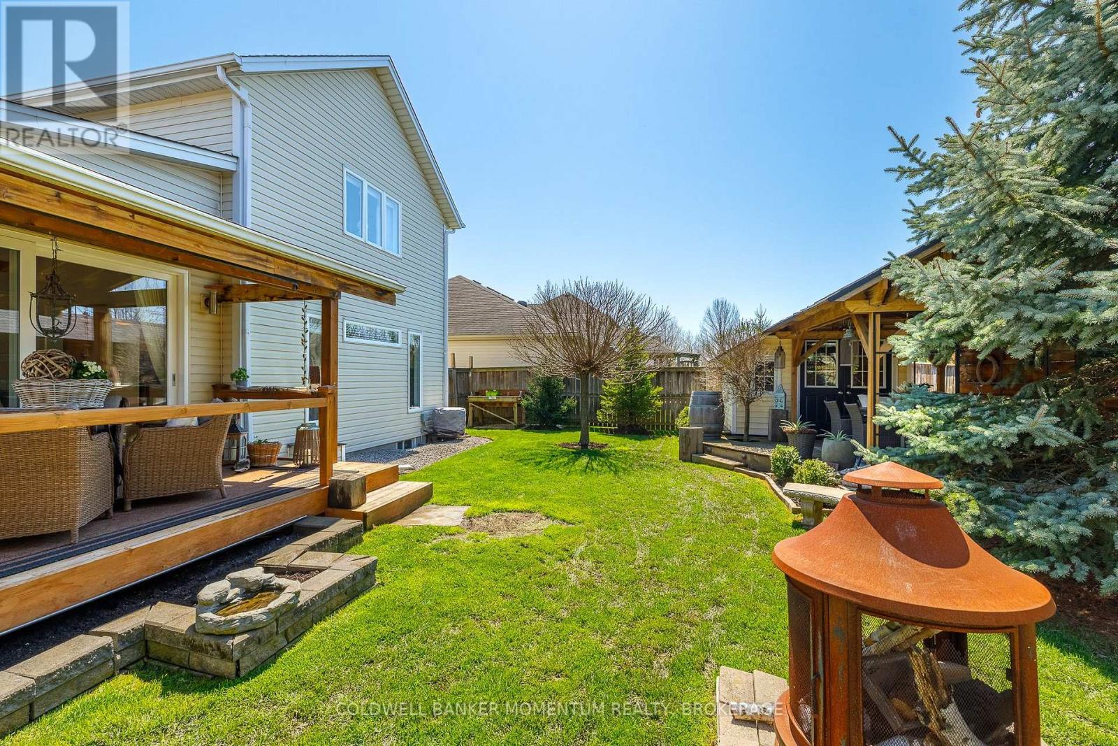 32 ANNMARIE DRIVE - 42