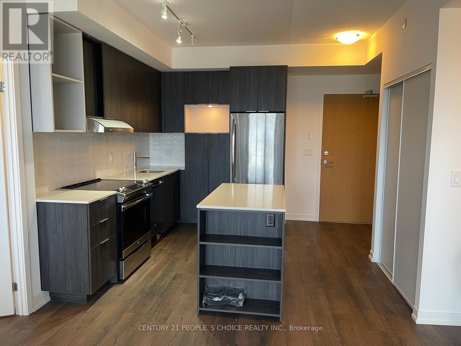 #810 2520 EGLINTON AVENUE W - 3