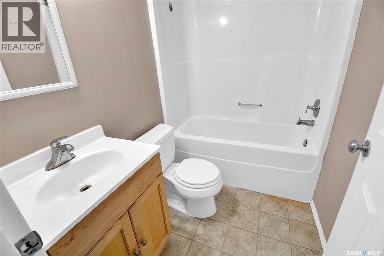 2905 McClocklin ROAD - 21