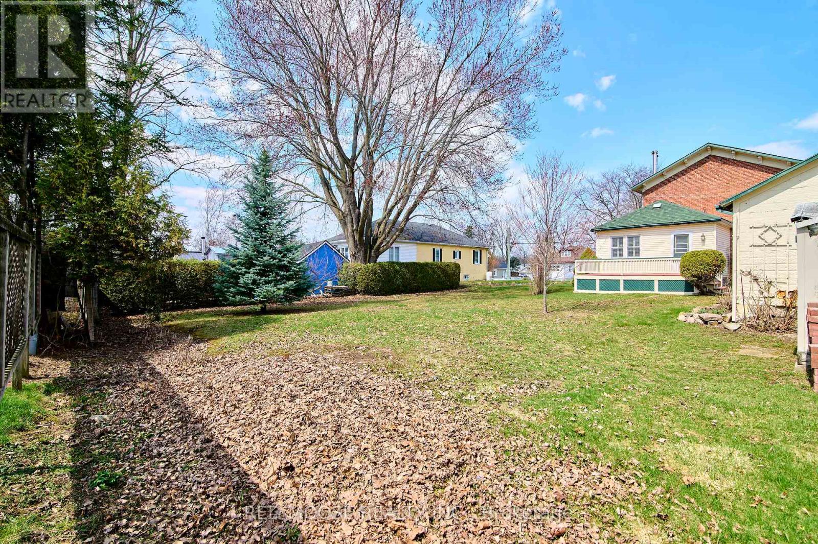 489 FRED STREET - 42