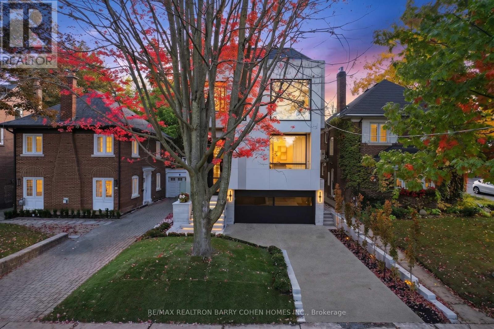 39 CHUDLEIGH AVENUE - 1