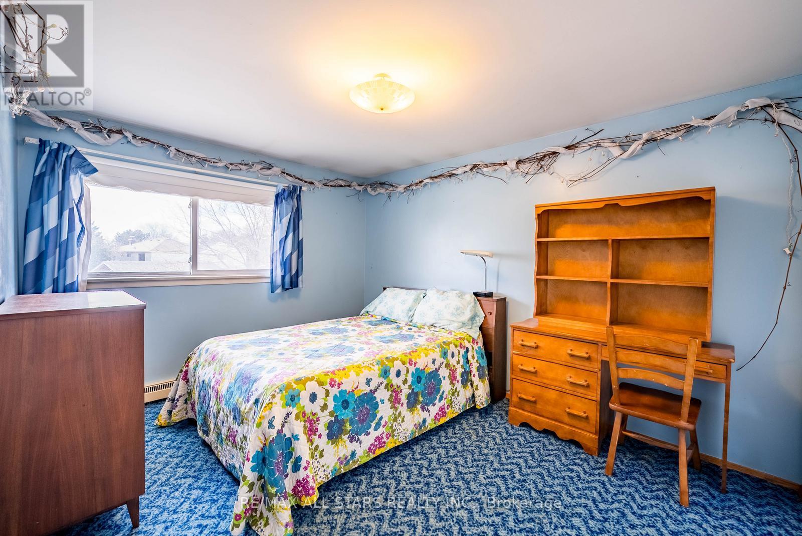 57 GLOXINIA CRESCENT — photo 23