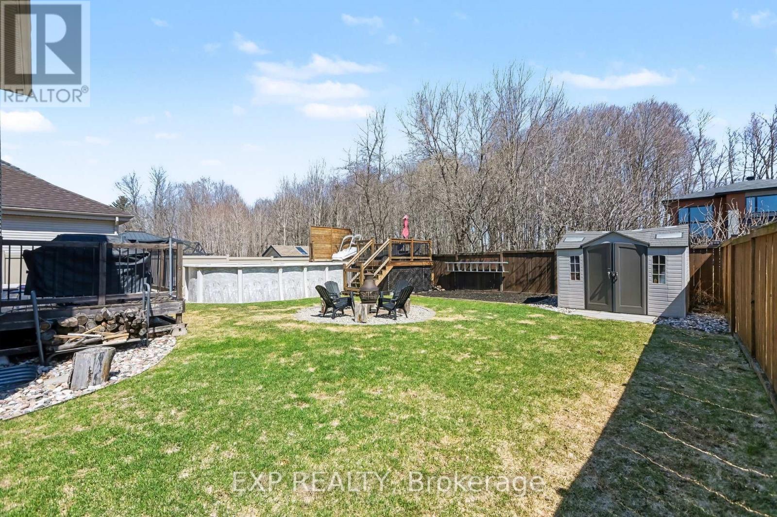 212 JASPER CRESCENT — photo 34