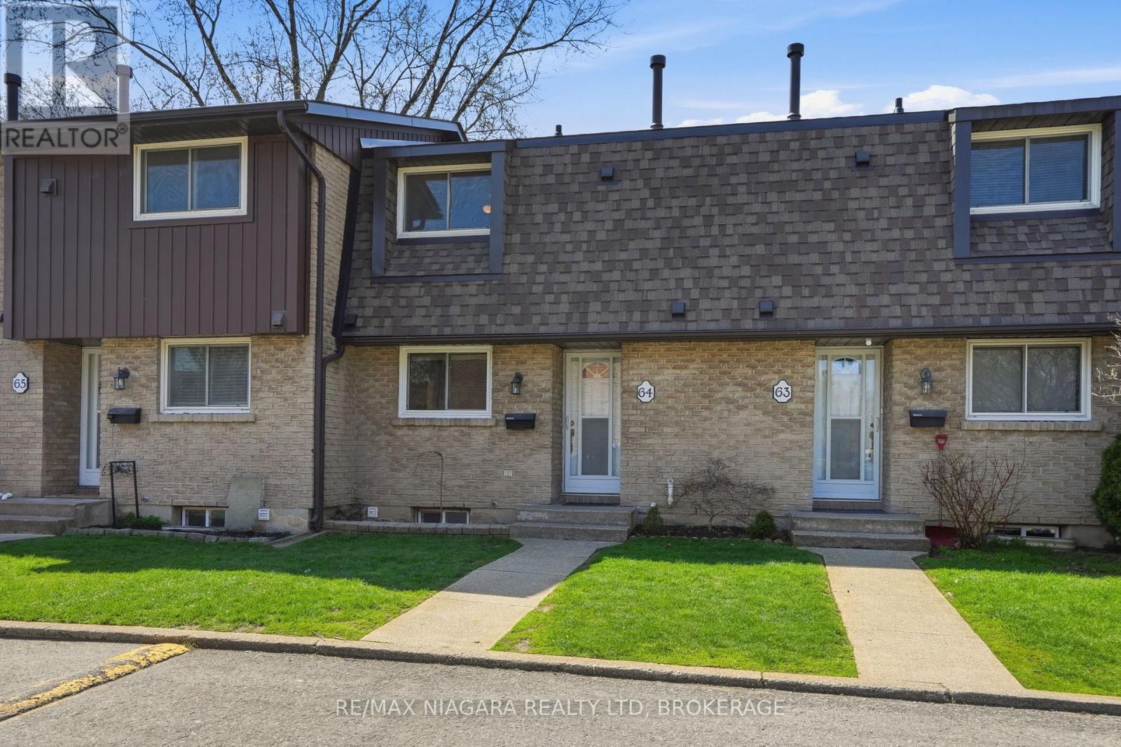 #64 151 LINWELL ROAD - 2