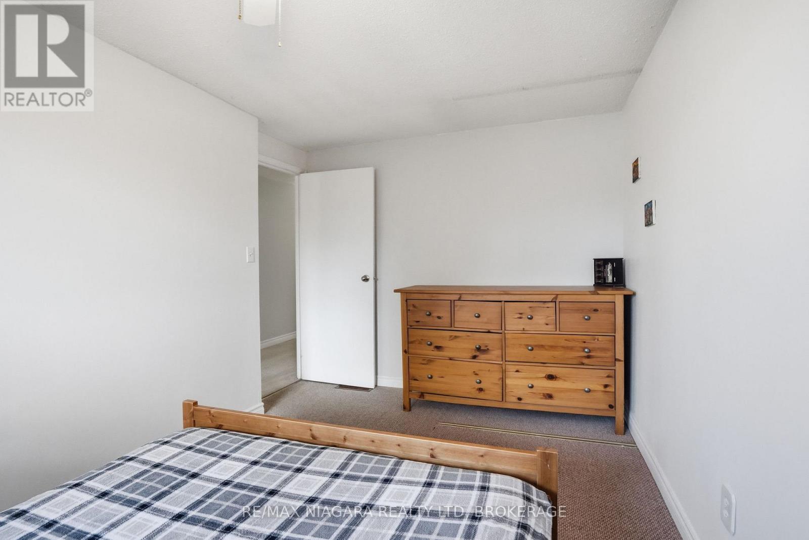 #64 151 LINWELL ROAD - 26