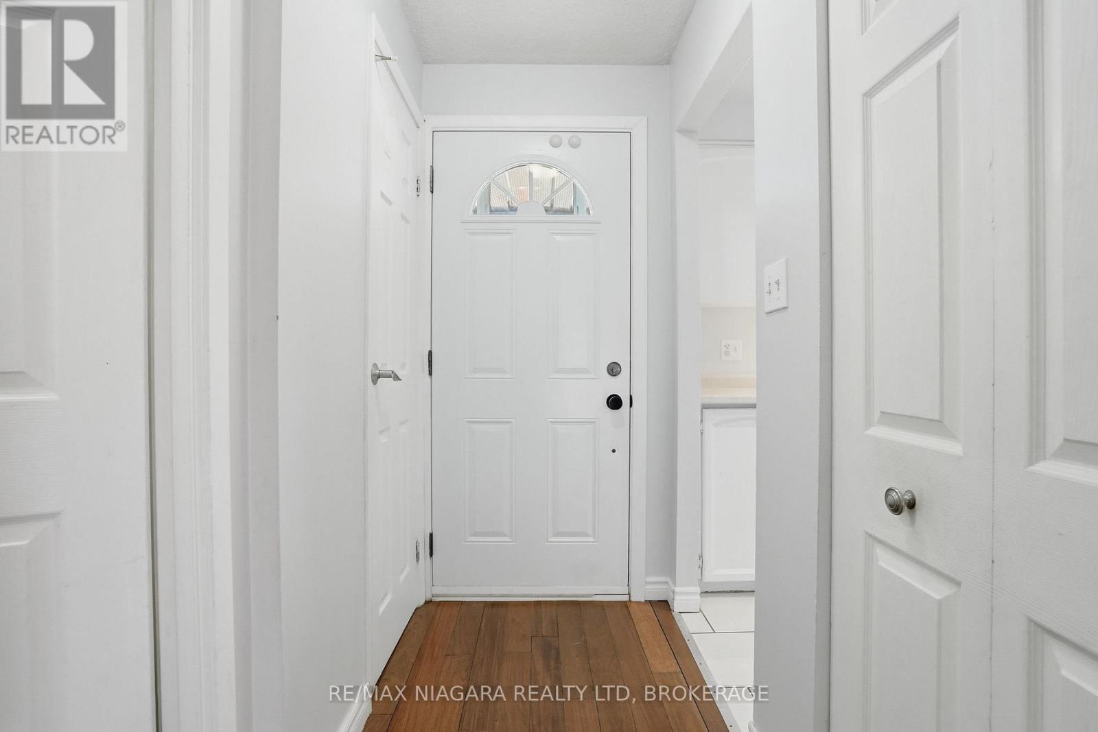 #64 151 LINWELL ROAD - 3