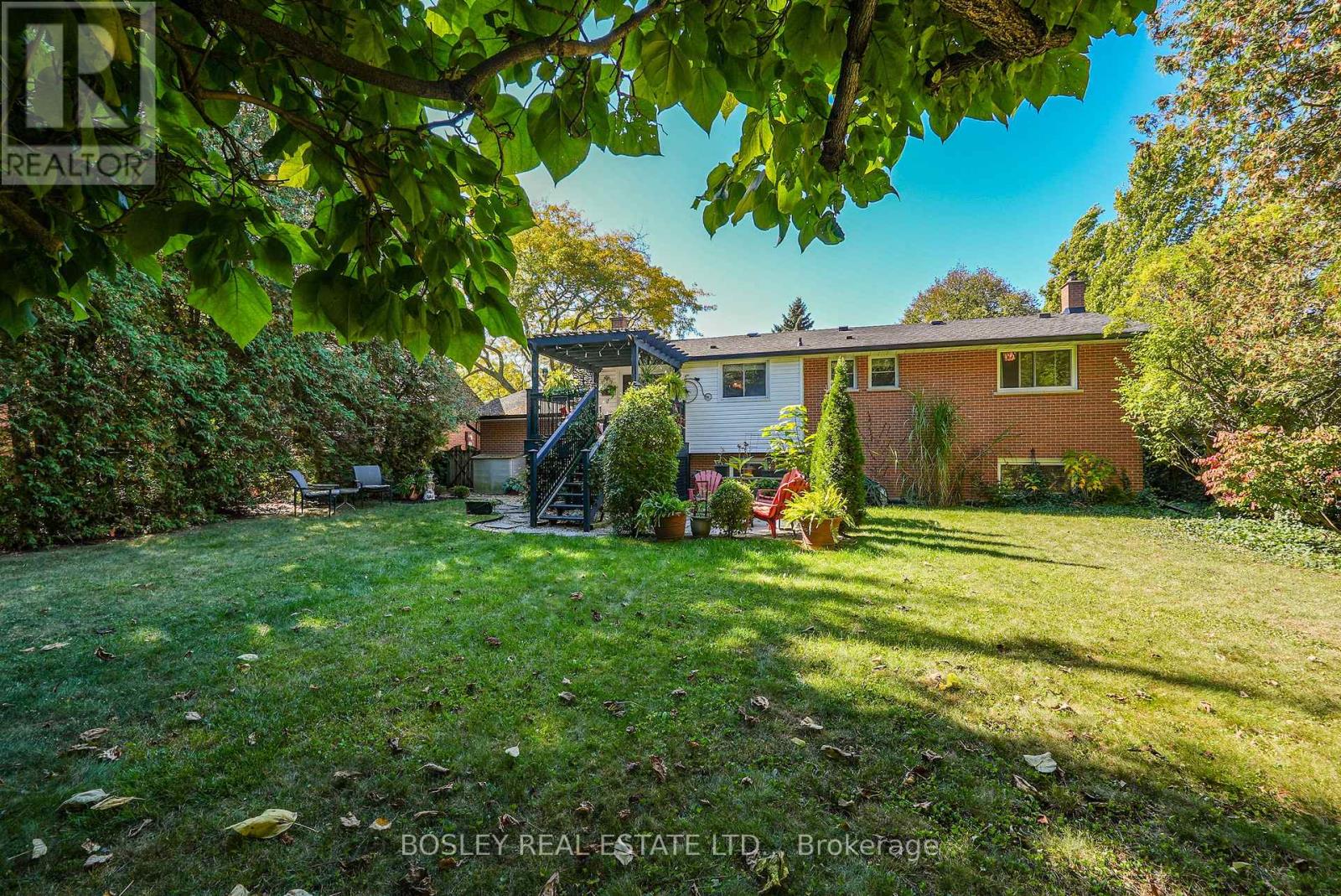 10 NORTHGATE CIRCLE - 25