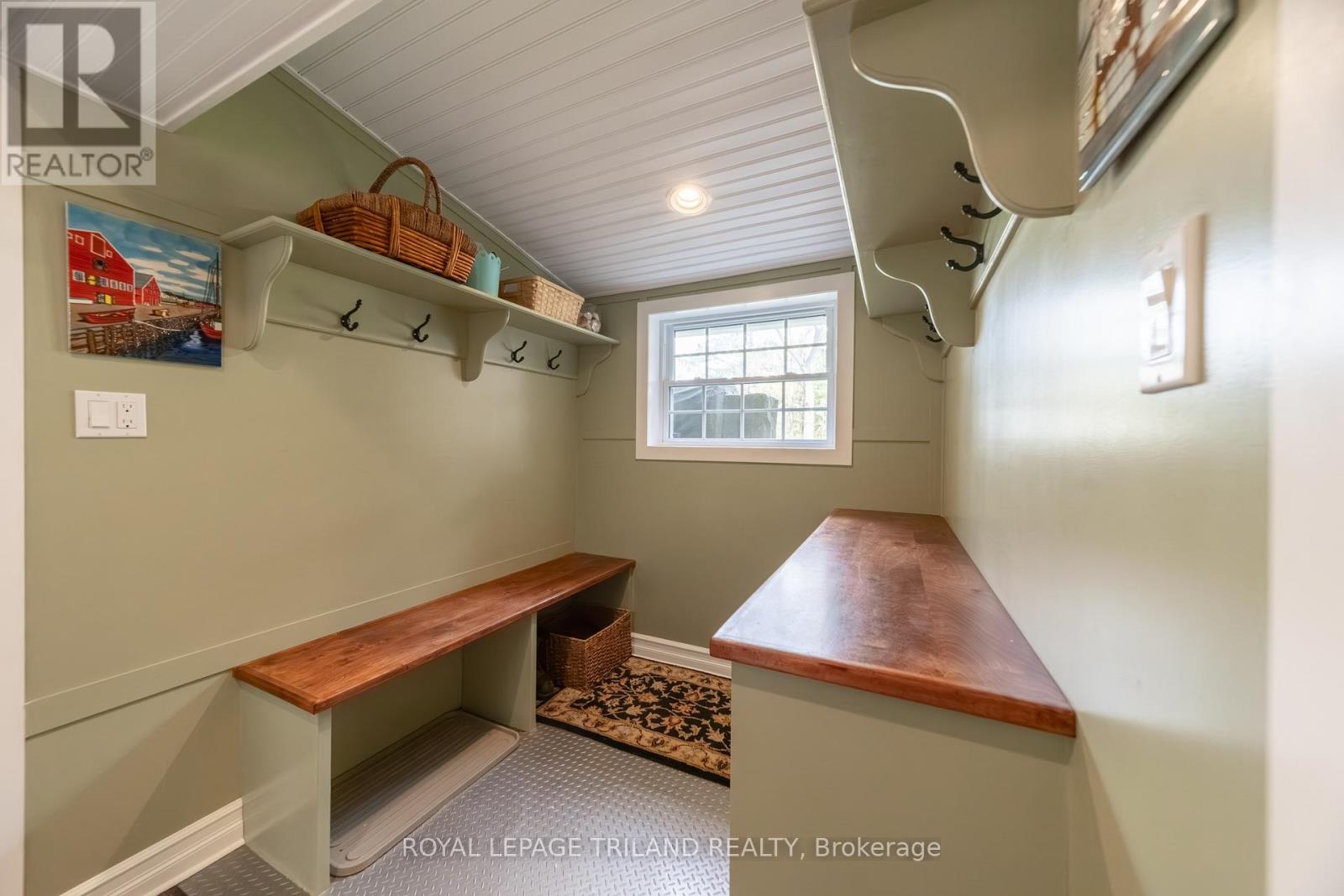 32153 SYLVAN ROAD Property Photo