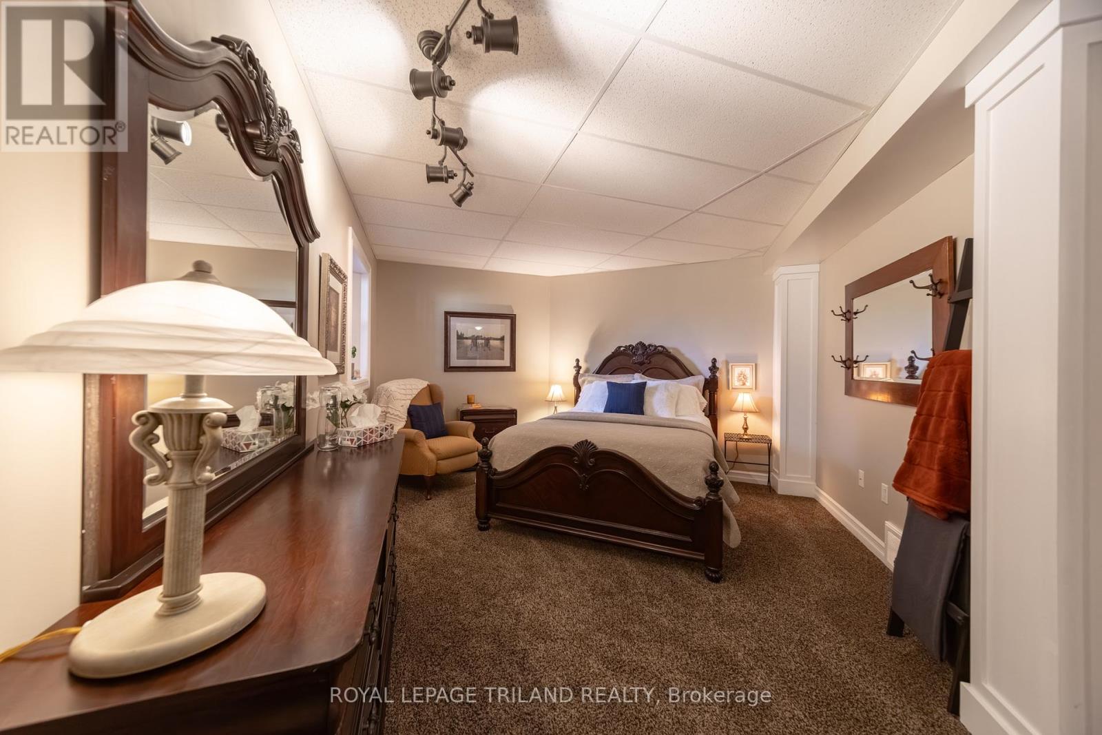 32153 SYLVAN ROAD Property Photo