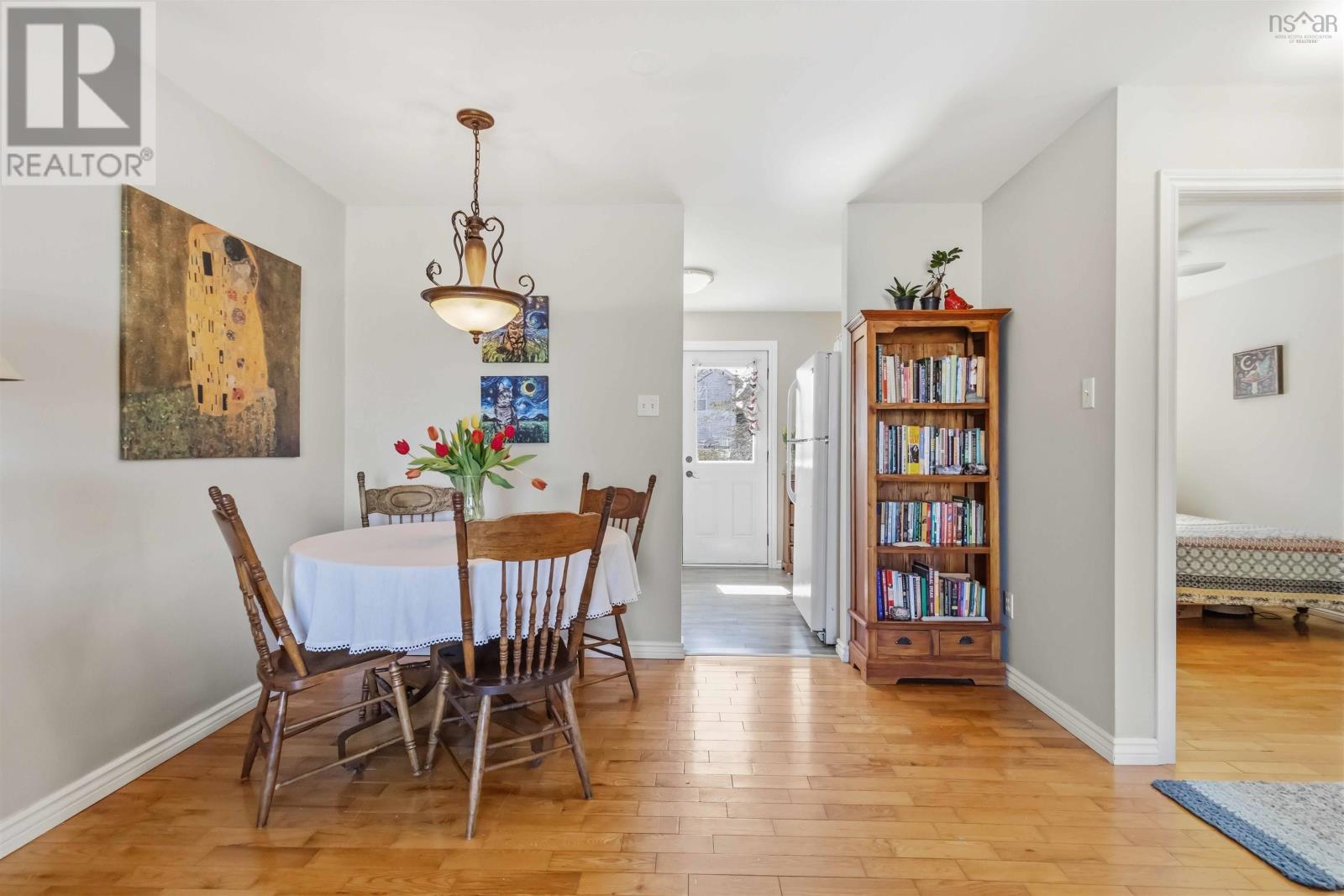 28 Merrimac Drive — photo 9