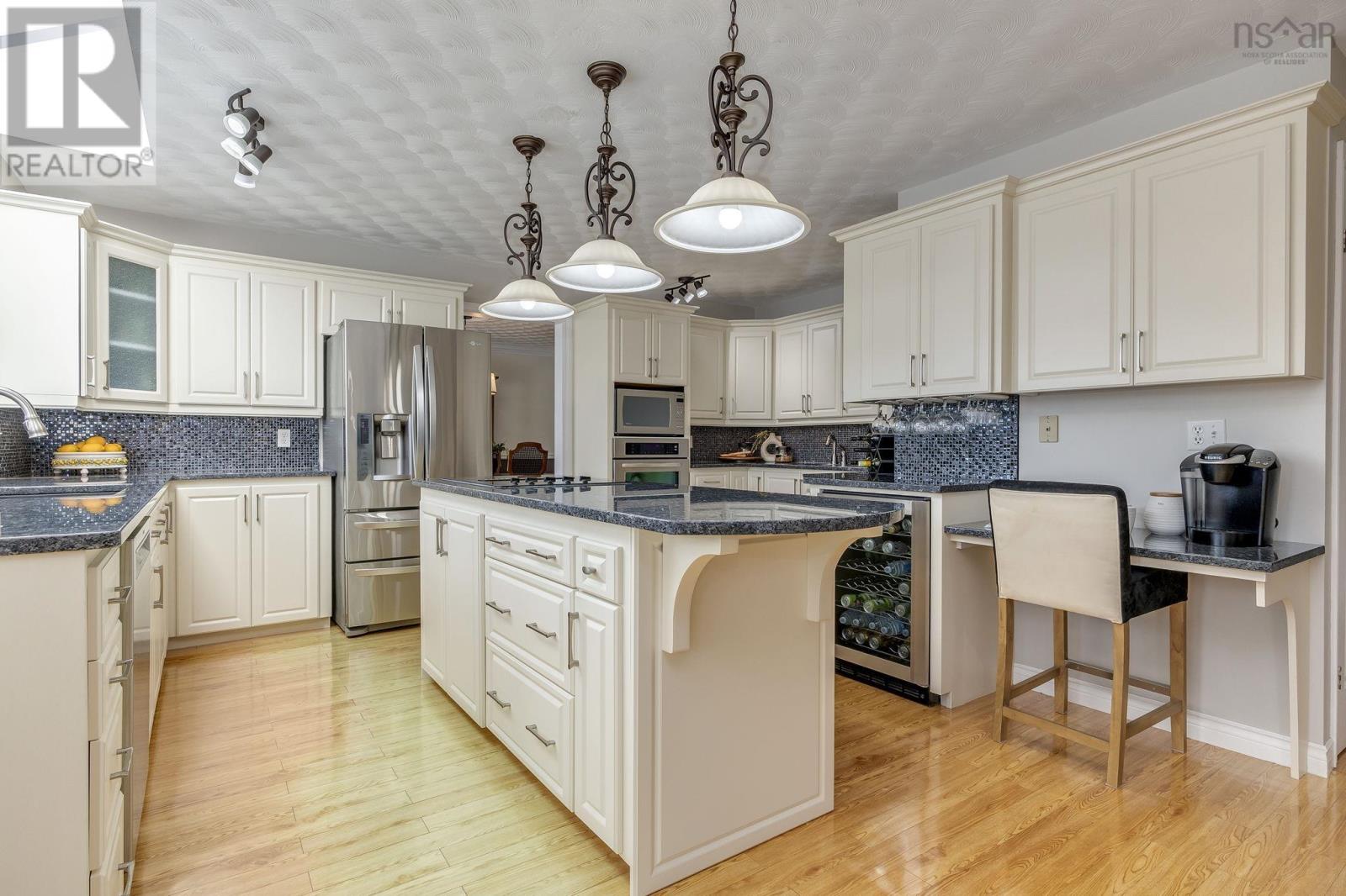 An entertainers dream kitchen