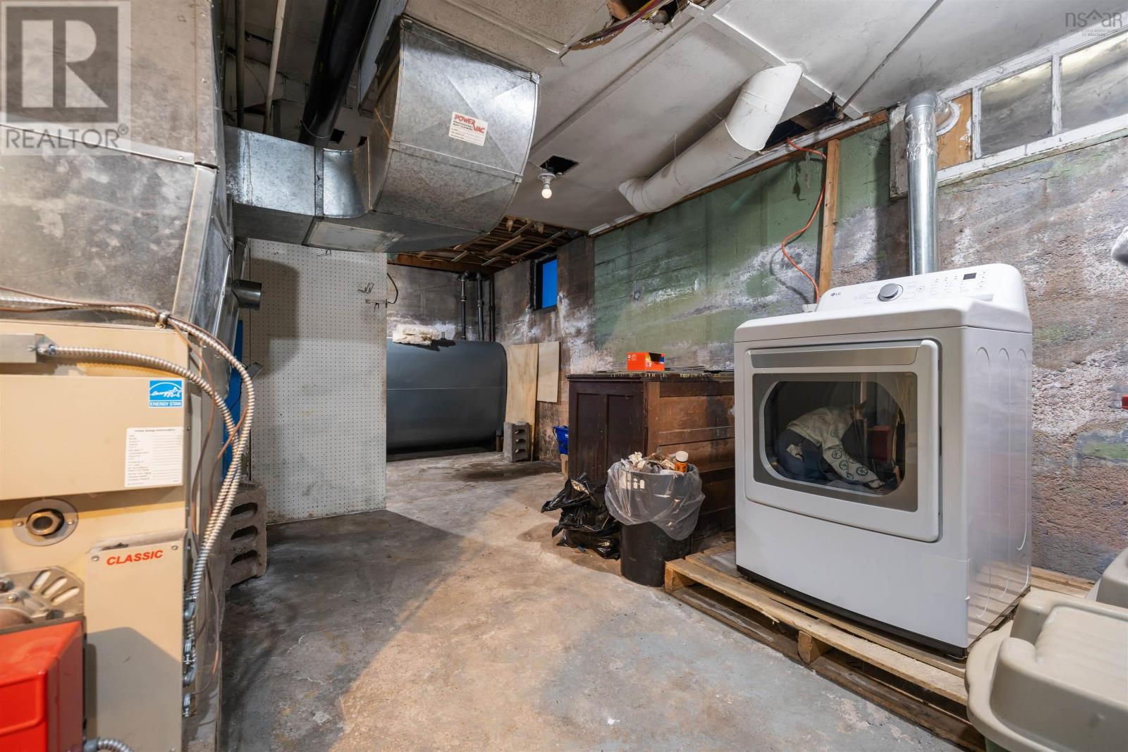 Property 31 of 36 of 105 Lyman Street