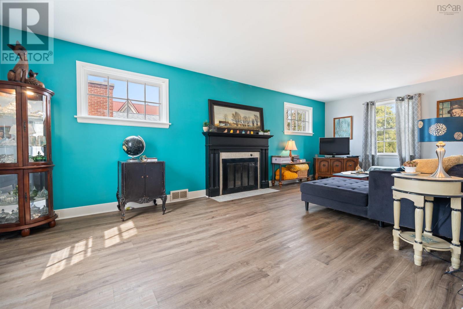 Property 4 of 36 of 105 Lyman Street