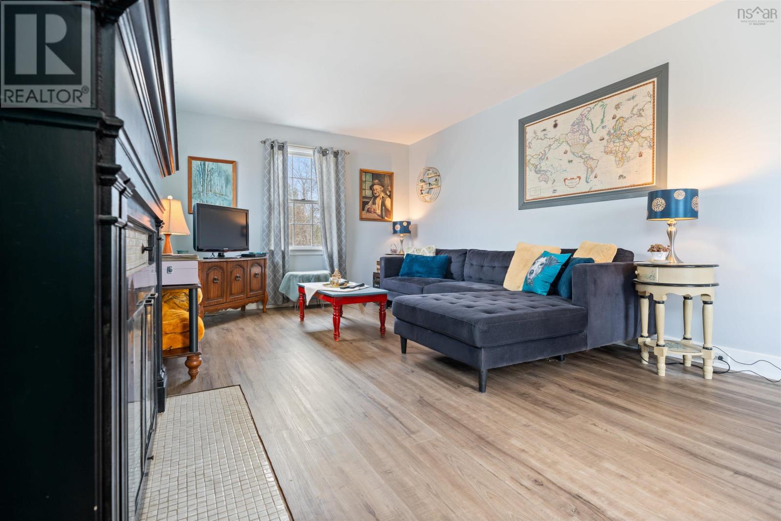 Property 6 of 36 of 105 Lyman Street